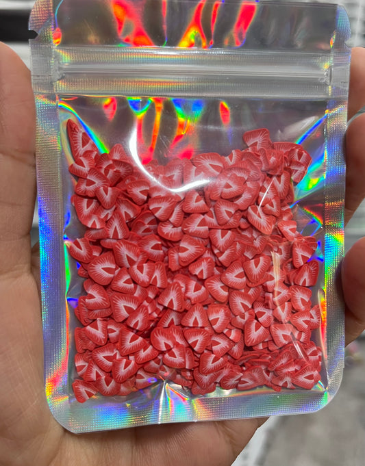 SP12  Fresas Sprinkles de Polimero bolsita de 15 gr