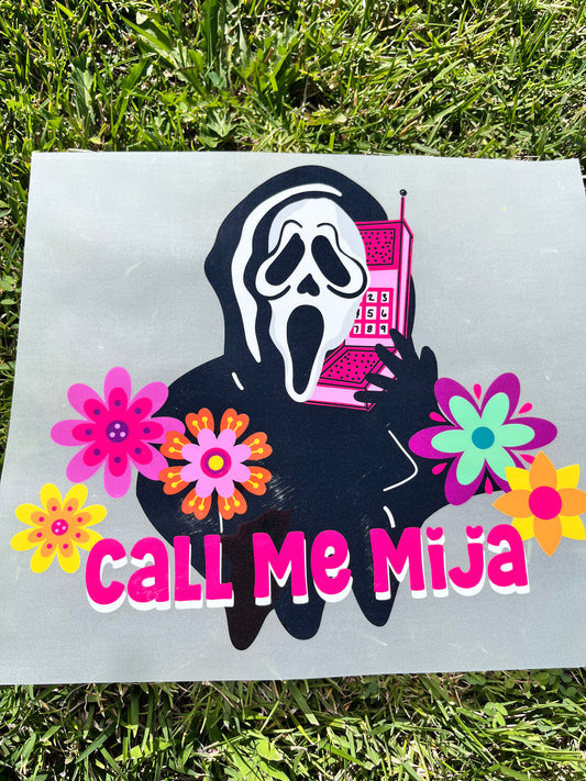 G19 Call Me Mija Glow in the dark transfer de playera